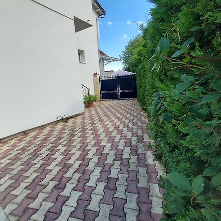 Appartement Meuble Avec Deux Chambres ムーラン エクステリア 写真