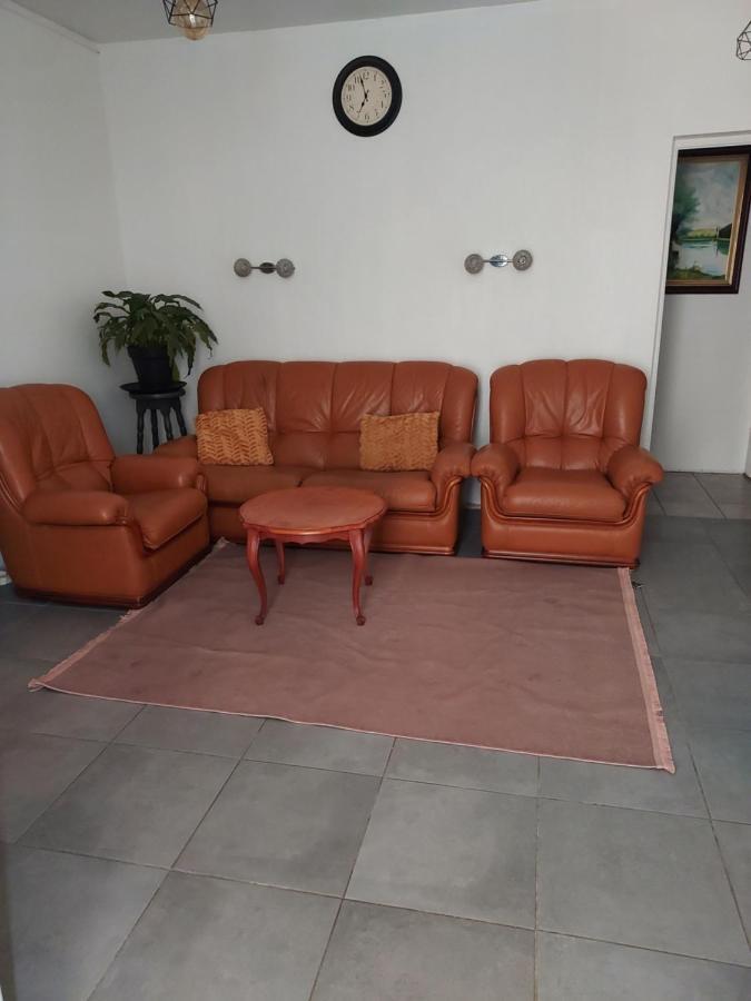 Appartement Meuble Avec Deux Chambres ムーラン エクステリア 写真