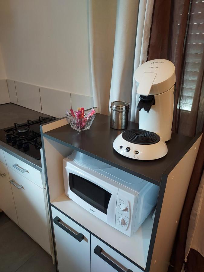Appartement Meuble Avec Deux Chambres ムーラン エクステリア 写真